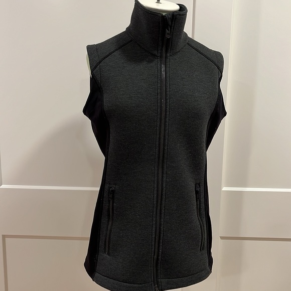 🌺Kuhl Vest - Picture 2 of 14